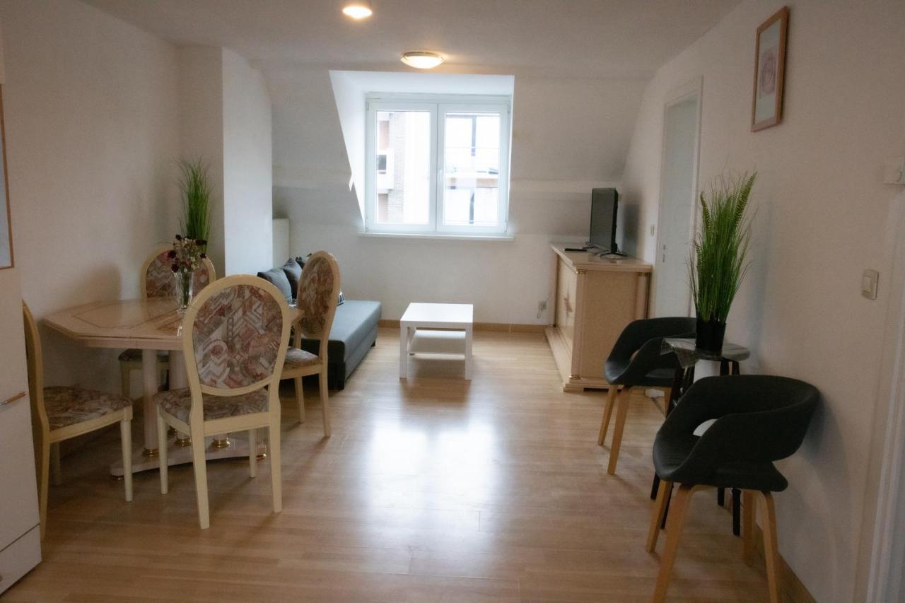 West Side Roses Appartement Oostende Bagian luar foto